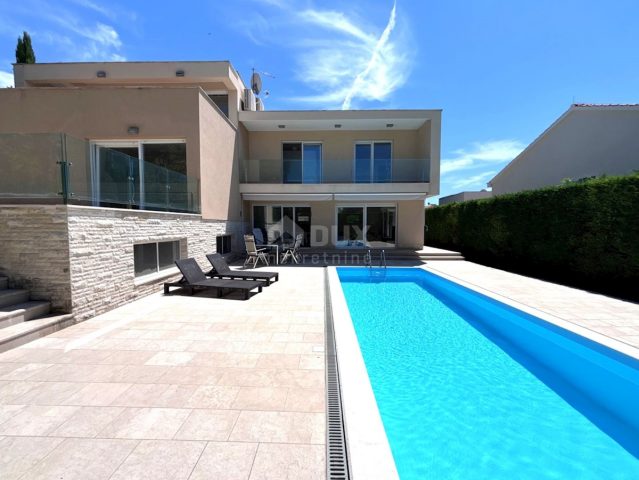 Casa in vendita 259 m² – Kožino