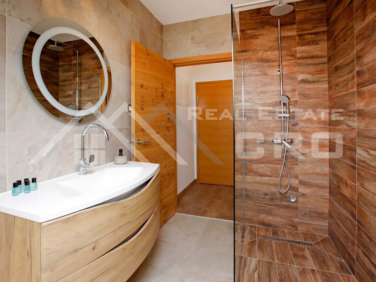 Apartma Naprodaj - SPLITSKO-DALMATINSKA BRAČ