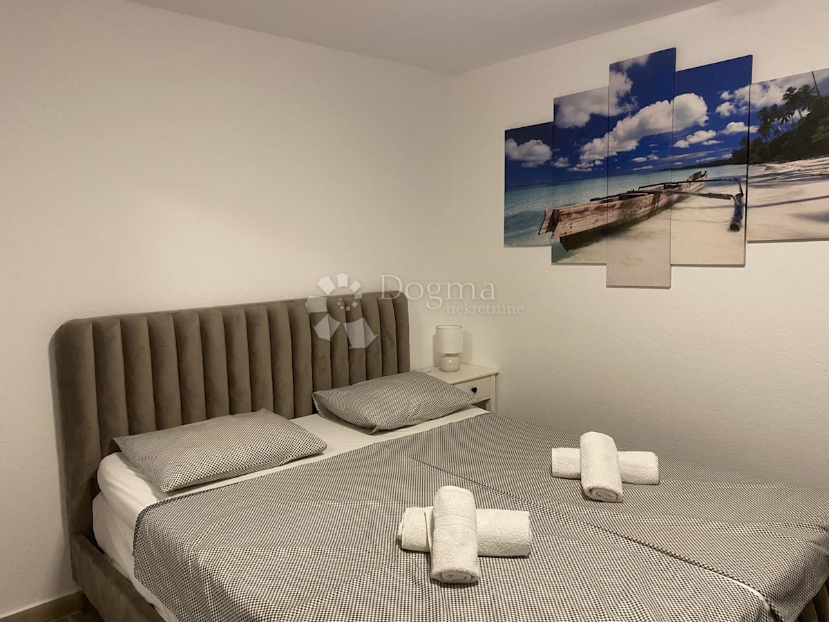 Dom Na sprzedaż - SPLITSKO-DALMATINSKA MARINA