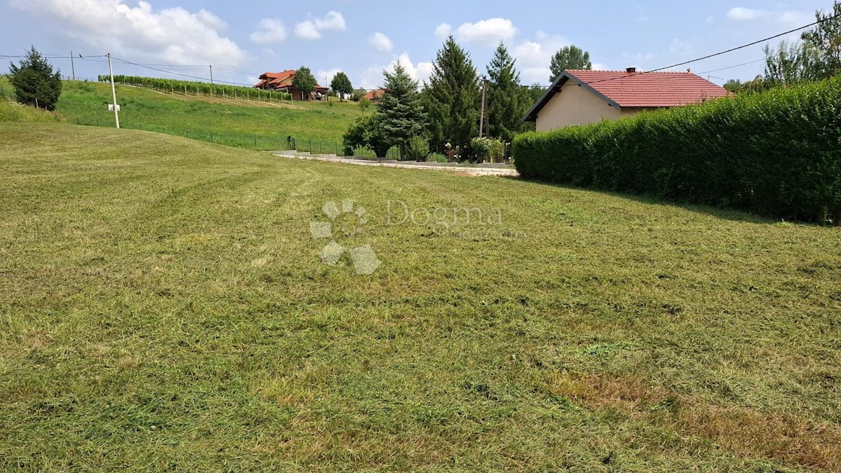 Zemljište Na prodaju - KRAPINSKO-ZAGORSKA PREGRADA