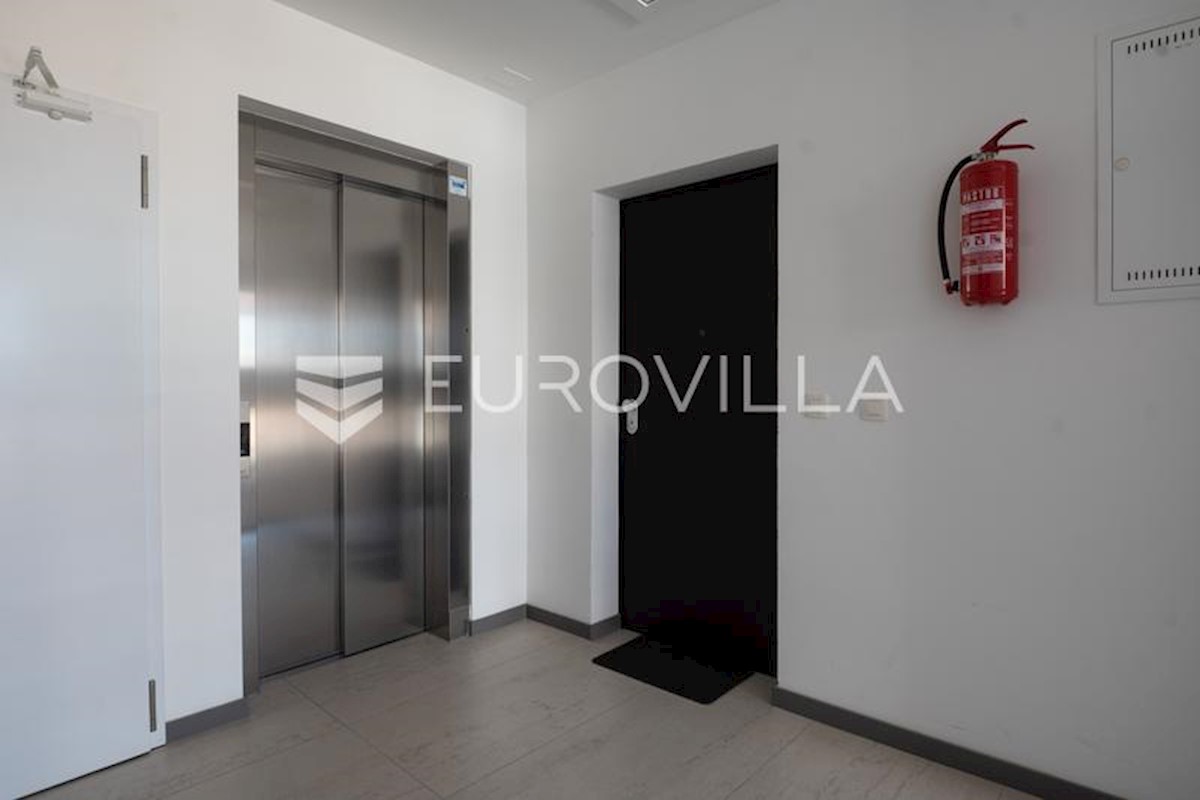 Appartement À vendre - ZADARSKA ZADAR