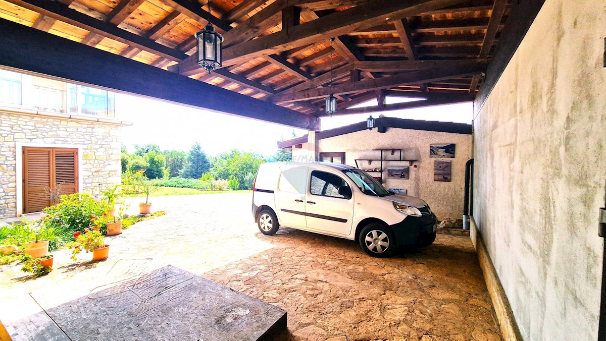 Hiša Na predaj - ISTARSKA BRTONIGLA