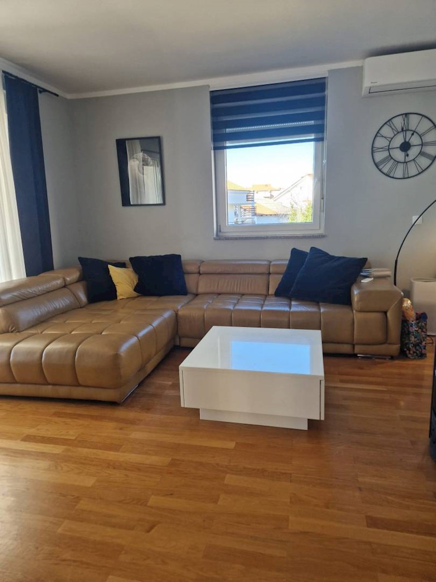 Flat For sale - PRIMORSKO-GORANSKA CRIKVENICA