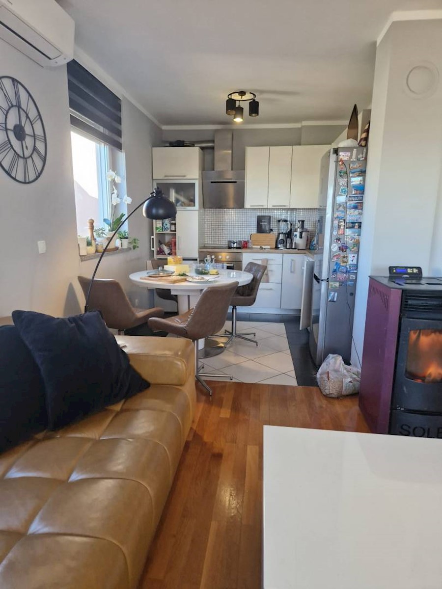 Flat For sale - PRIMORSKO-GORANSKA CRIKVENICA