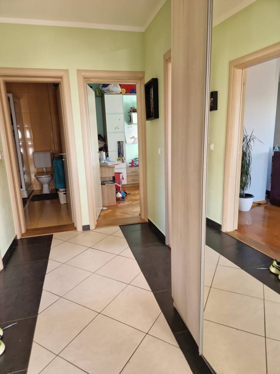 Flat For sale - PRIMORSKO-GORANSKA CRIKVENICA