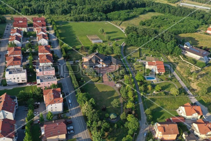 Haus Zu verkaufen - Grad Zagreb Zagreb - foto 2/24