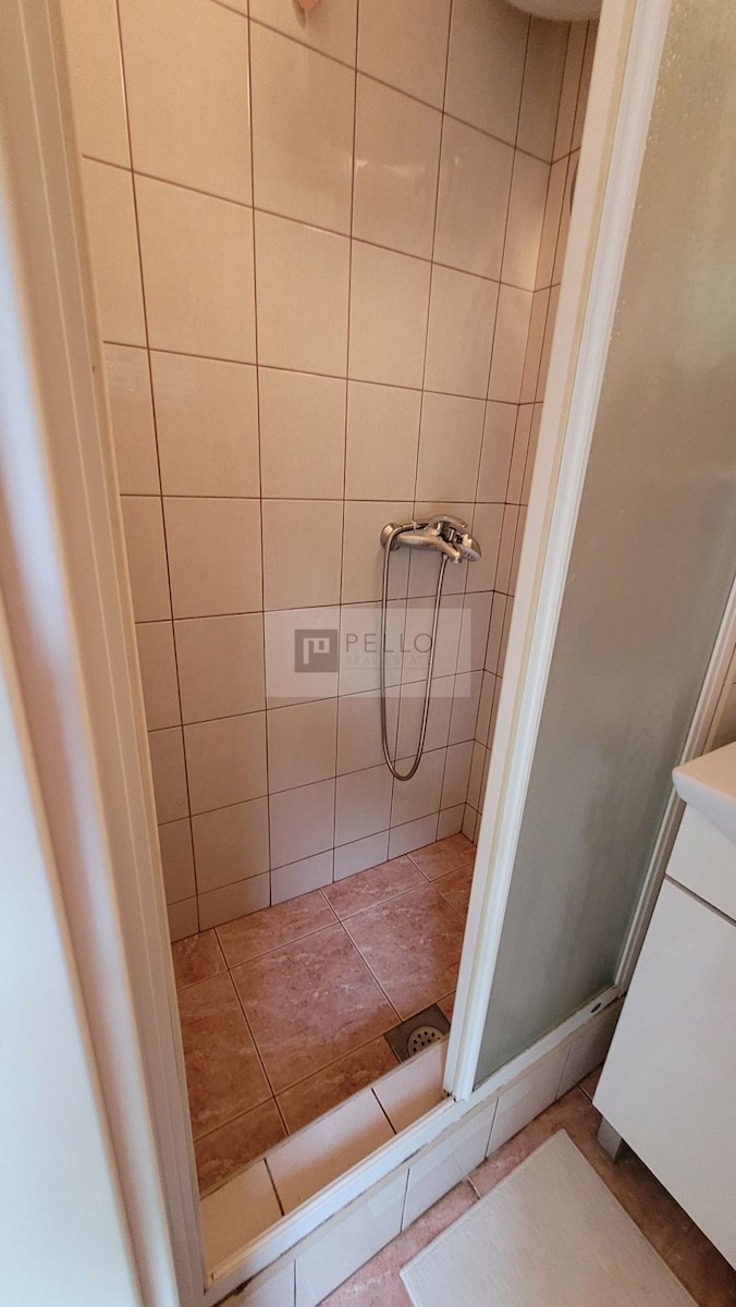 Apartma Na predaj - DUBROVAČKO-NERETVANSKA OREBIĆ