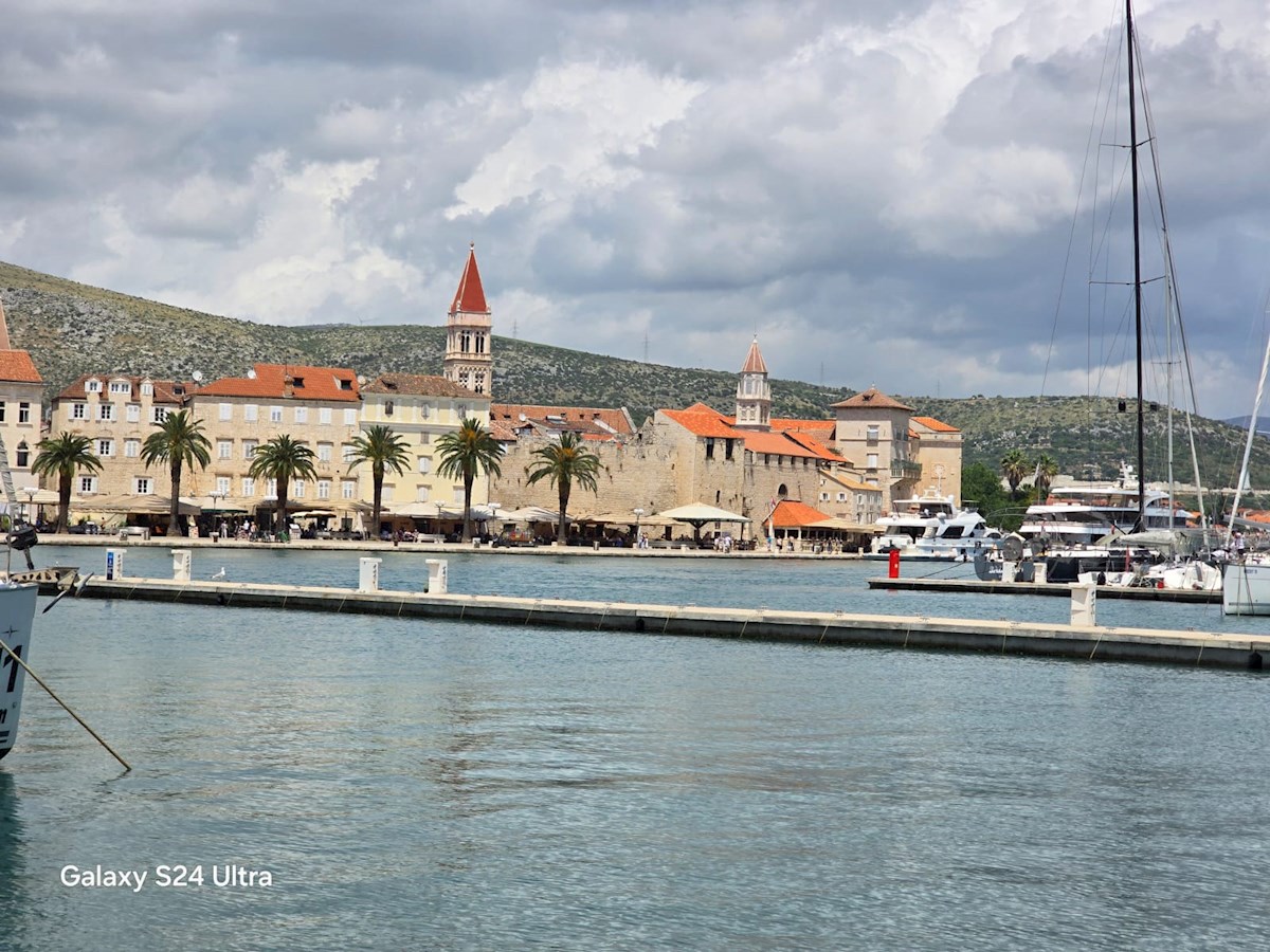 Hiša Na predaj - SPLITSKO-DALMATINSKA TROGIR