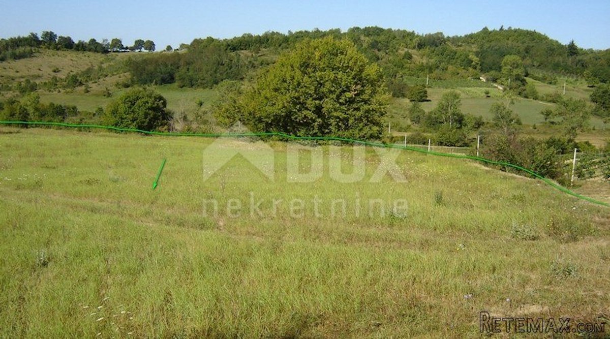 Land For sale - ISTARSKA KAROJBA