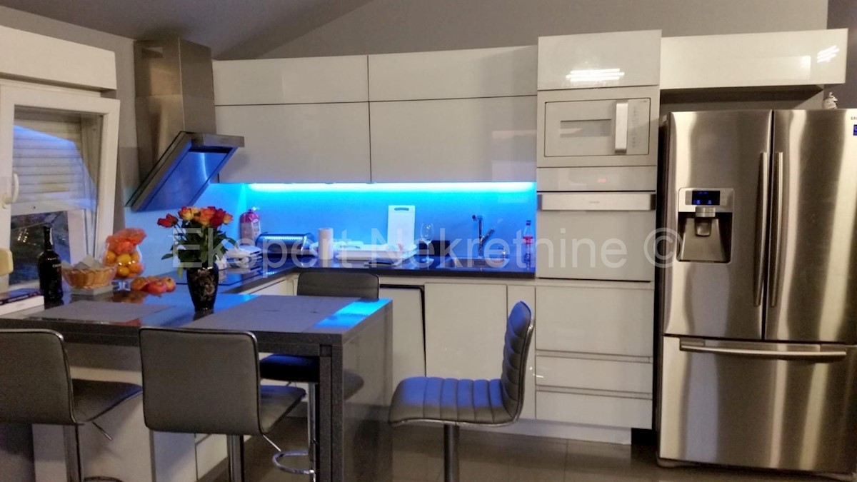 Apartmán Na prodej - SPLITSKO-DALMATINSKA MARINA