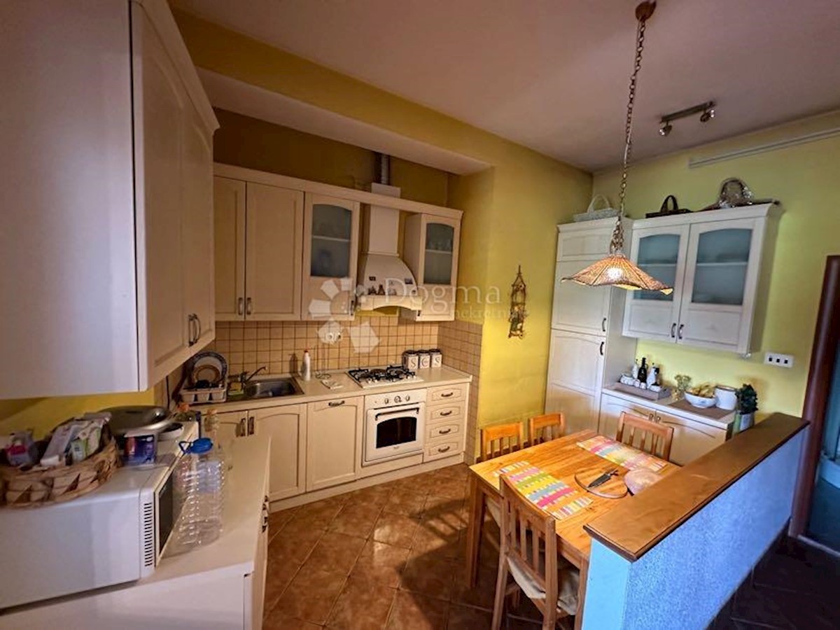 Flat For sale - LIČKO-SENJSKA GOSPIĆ