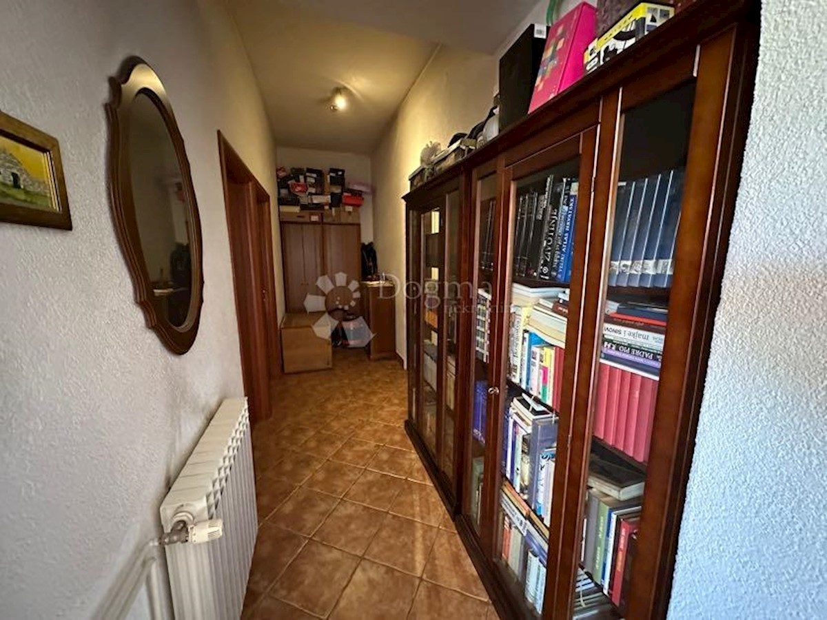 Flat For sale - LIČKO-SENJSKA GOSPIĆ