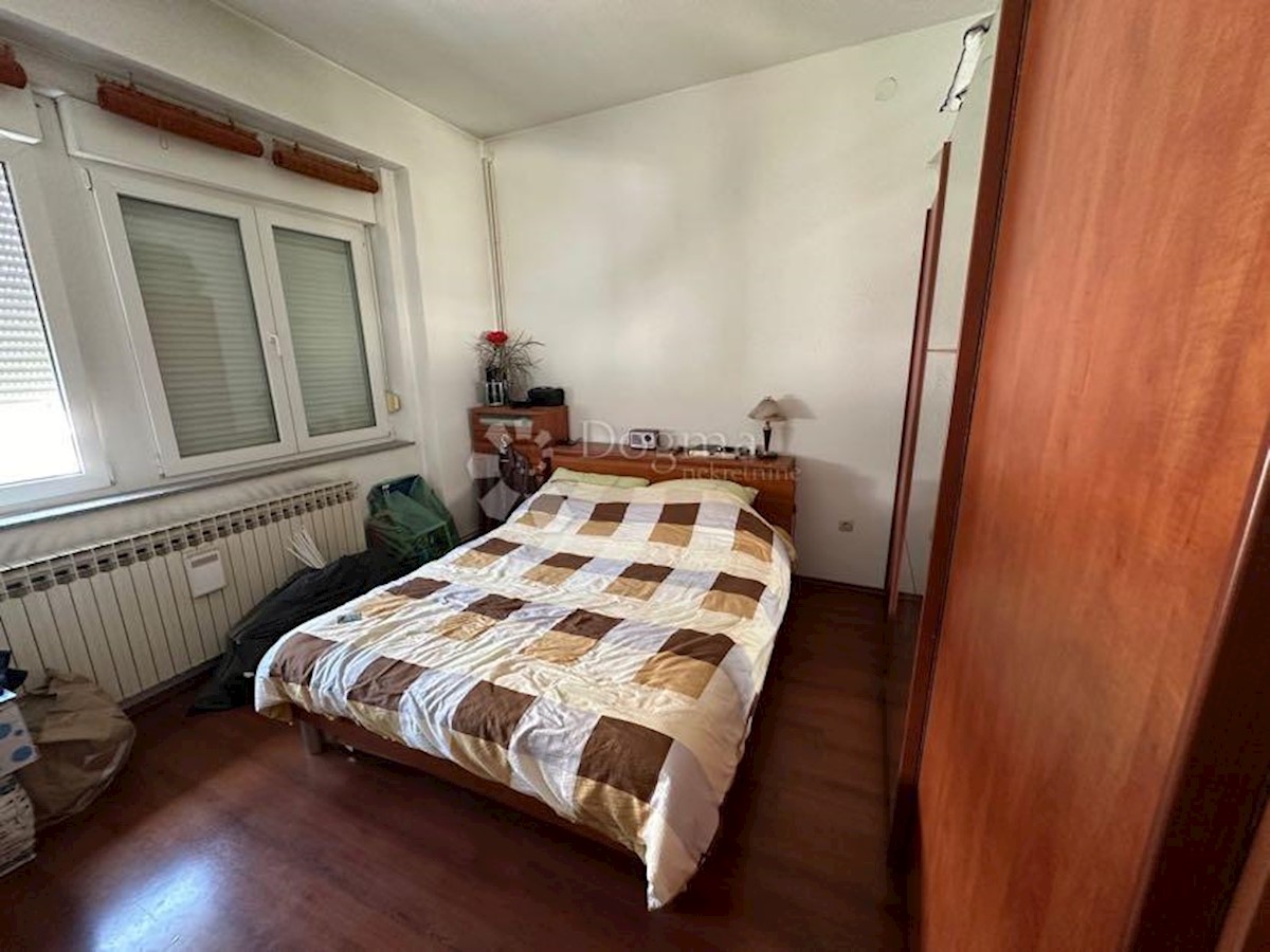 Flat For sale - LIČKO-SENJSKA GOSPIĆ