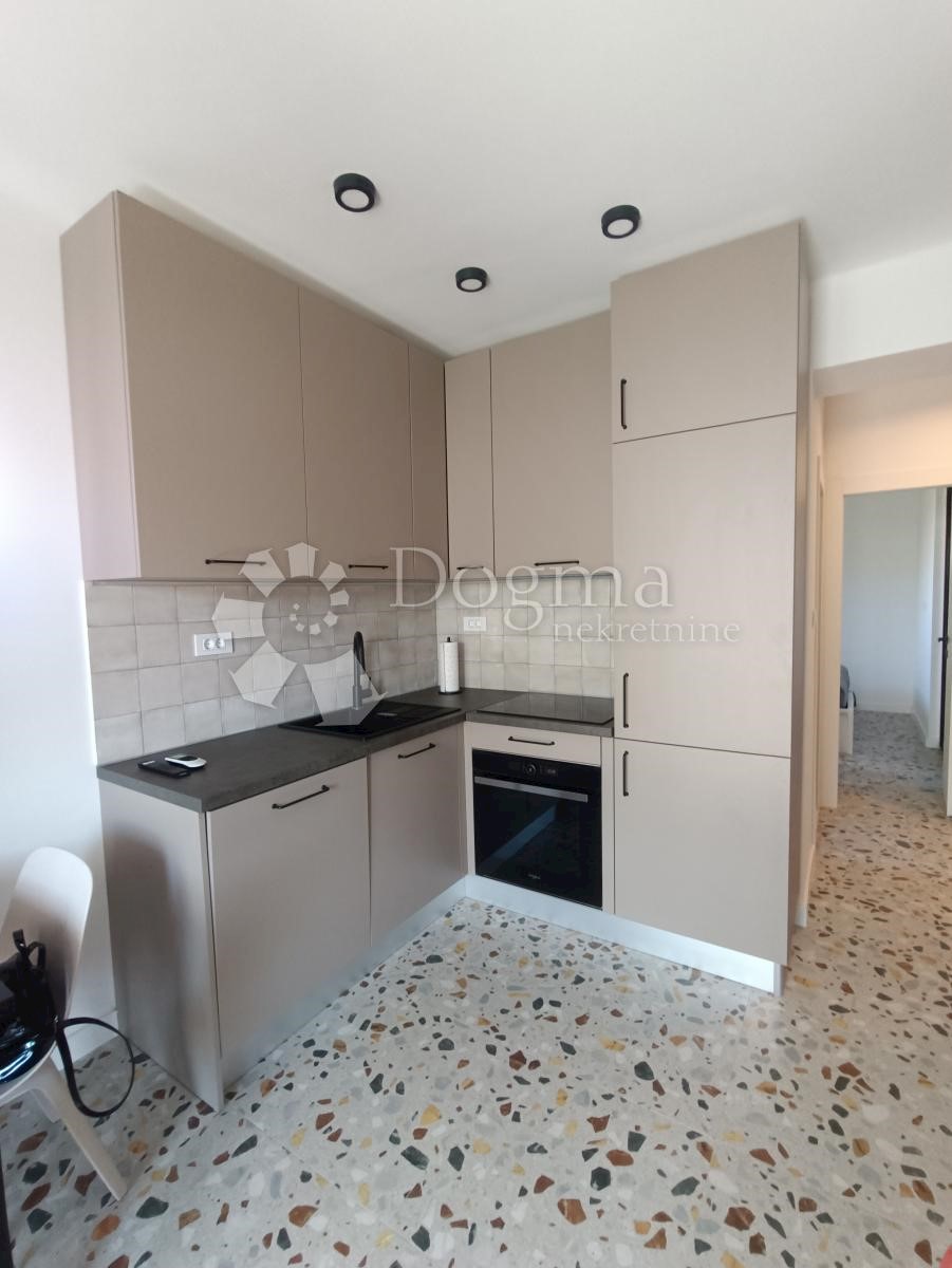 Apartment Zu vermieten - SPLITSKO-DALMATINSKA SPLIT