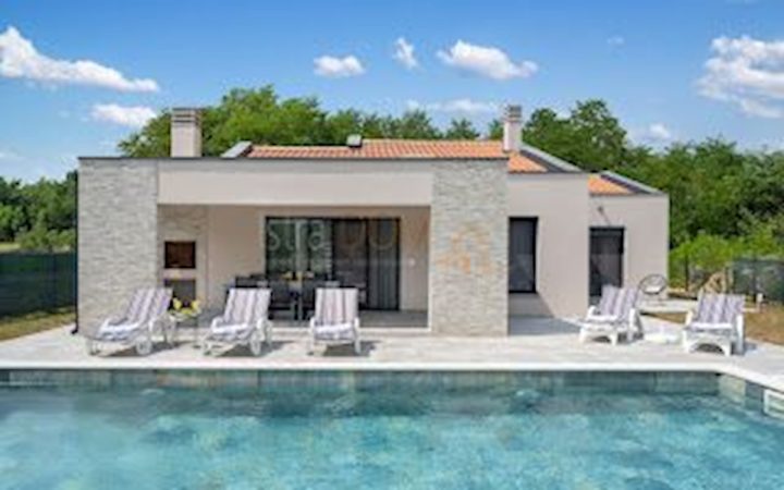 Maison à vendre 140 m² – Labin