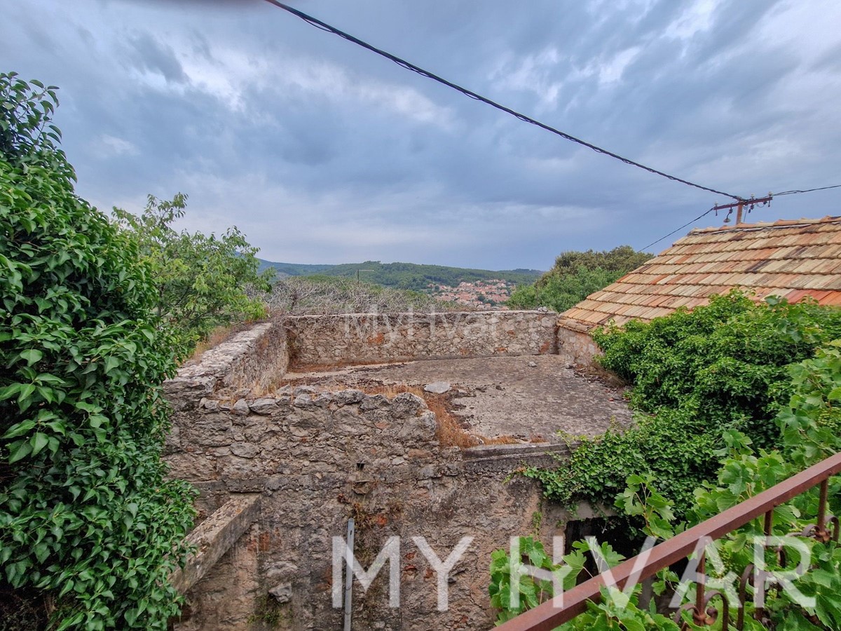 Casa In vendita - SPLITSKO-DALMATINSKA JELSA