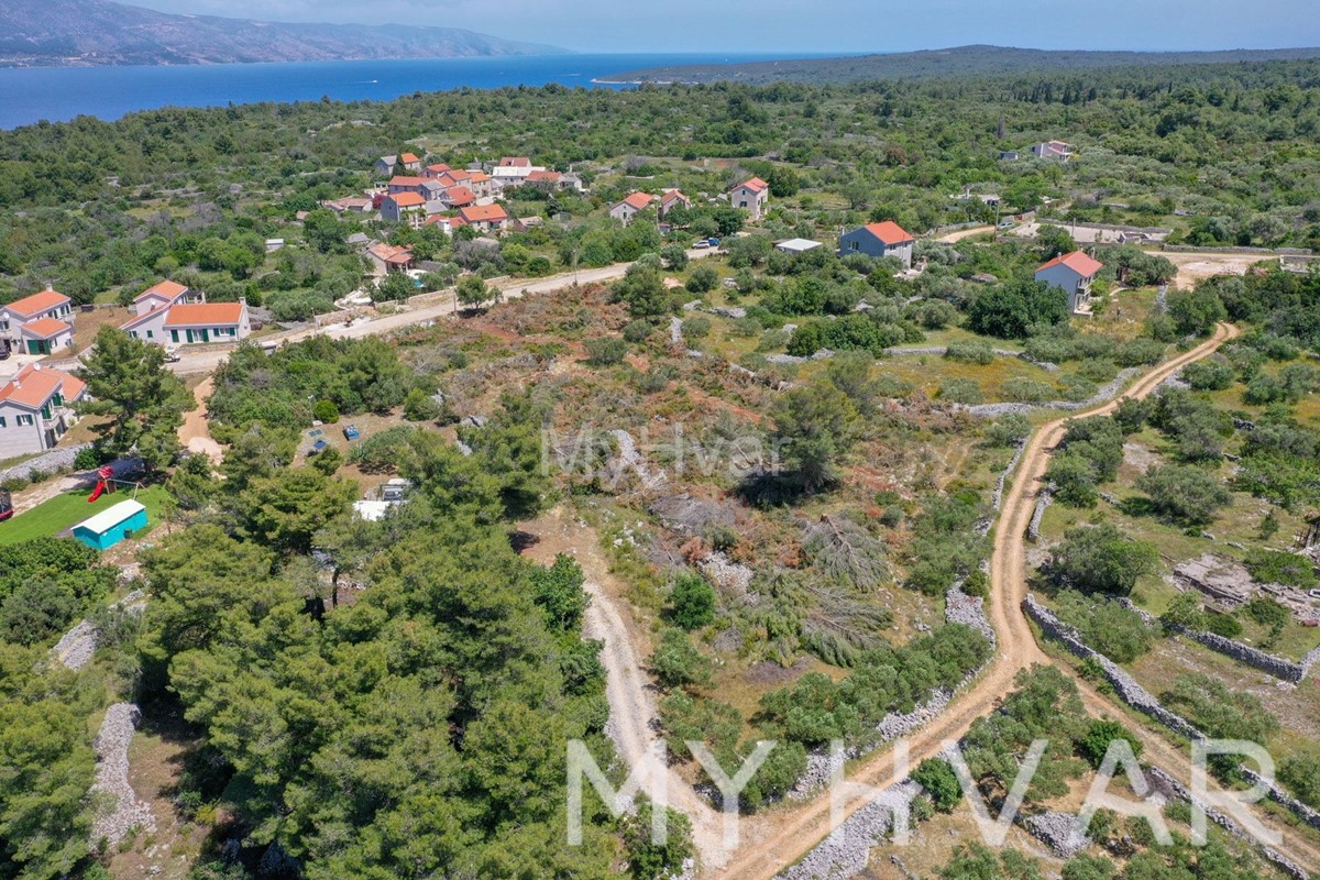 Land For sale - SPLITSKO-DALMATINSKA STARI GRAD