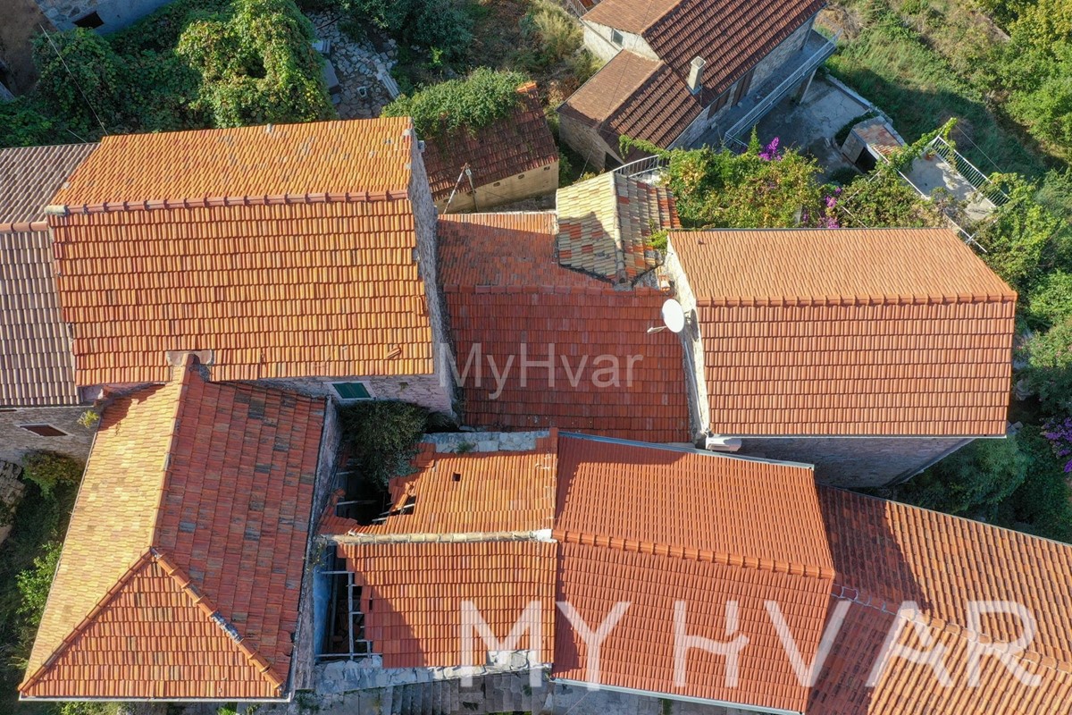 Haus Zu verkaufen - SPLITSKO-DALMATINSKA JELSA