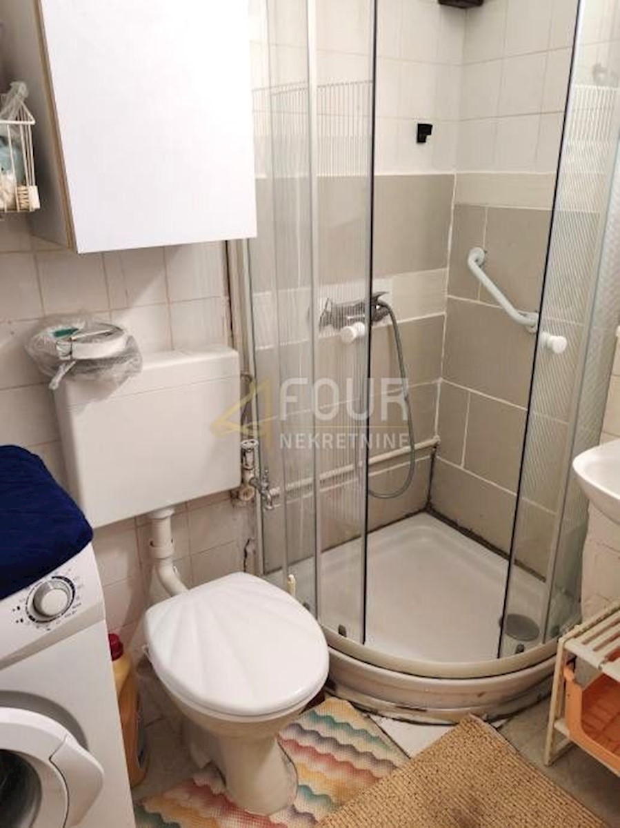 Apartma Naprodaj - ISTARSKA Novigrad