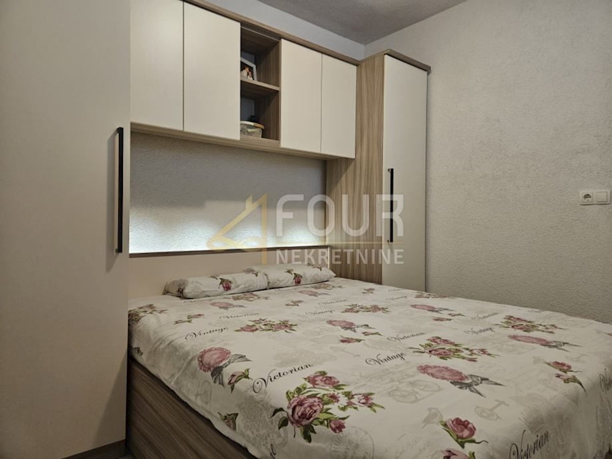 Apartma Na predaj - PRIMORSKO-GORANSKA CRIKVENICA