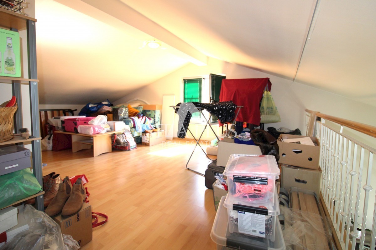 Apartma Na predaj - ISTARSKA POREČ