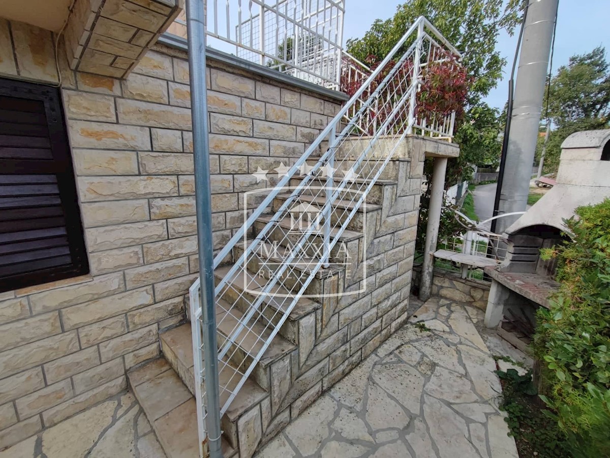 House For sale - ZADARSKA BENKOVAC