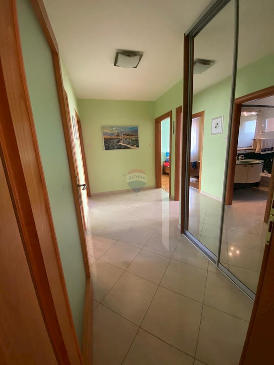 Apartment Zu verkaufen - PRIMORSKO-GORANSKA KASTAV