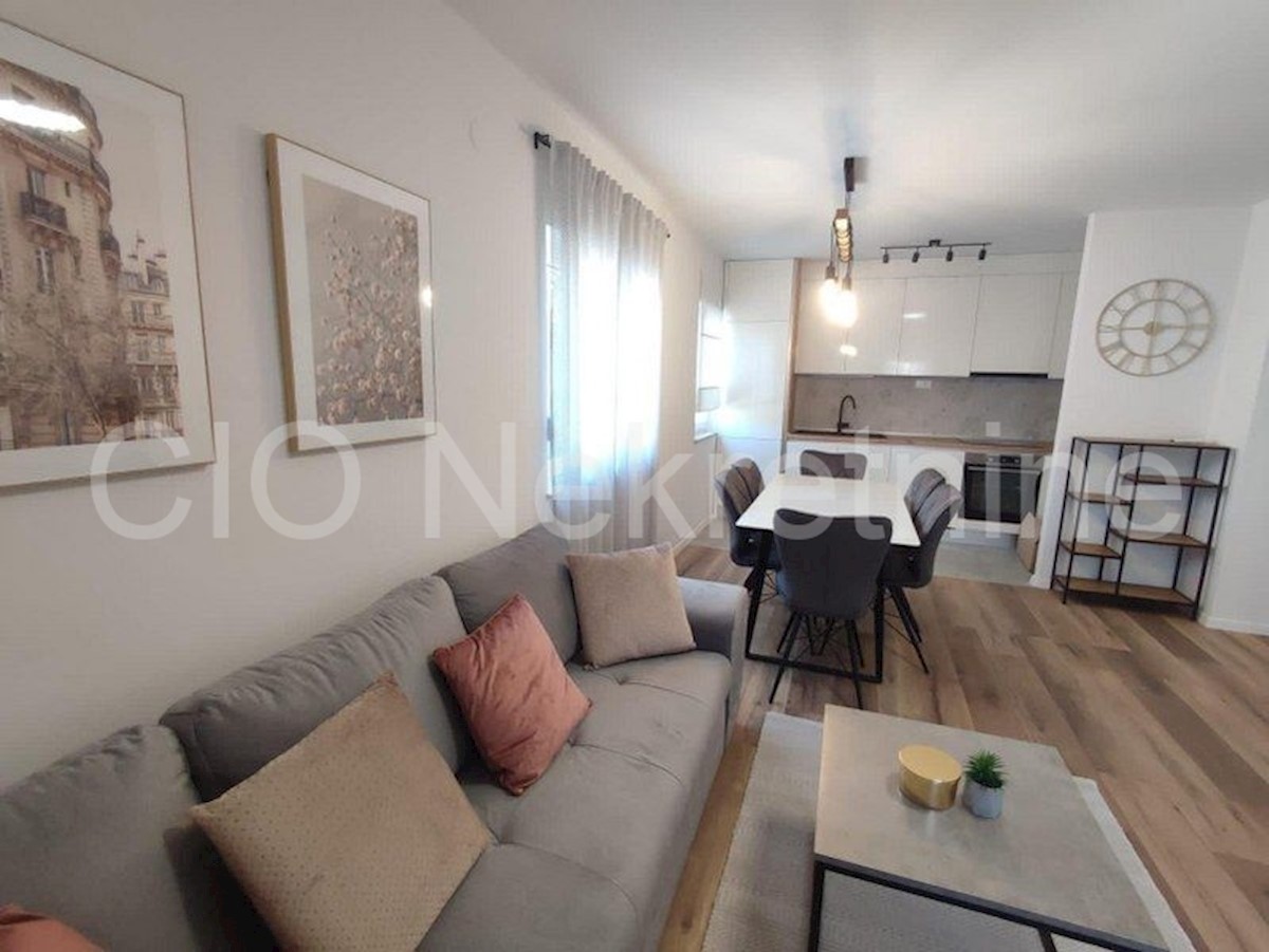 Flat For rent - SPLITSKO-DALMATINSKA KAŠTELA