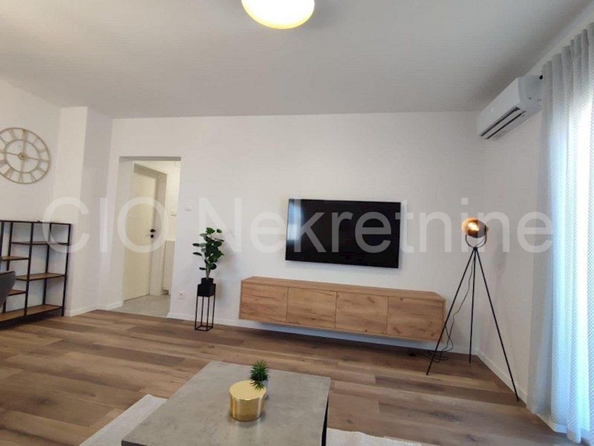 Flat For rent - SPLITSKO-DALMATINSKA KAŠTELA