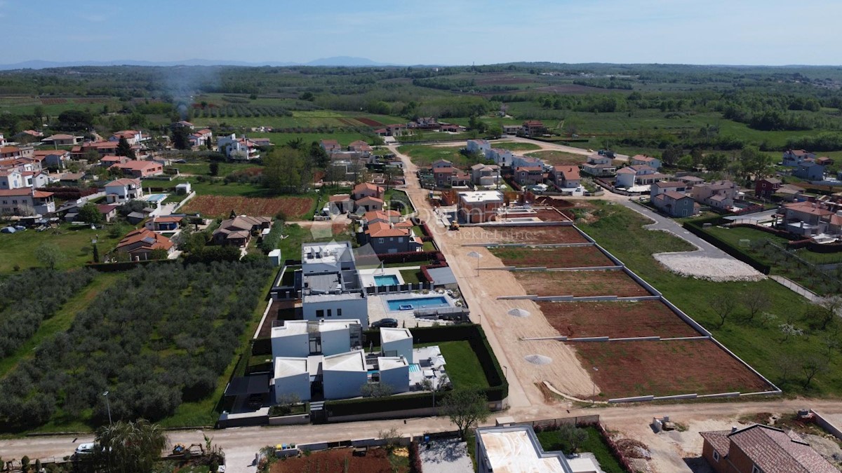 Land For sale - ISTARSKA KAŠTELIR