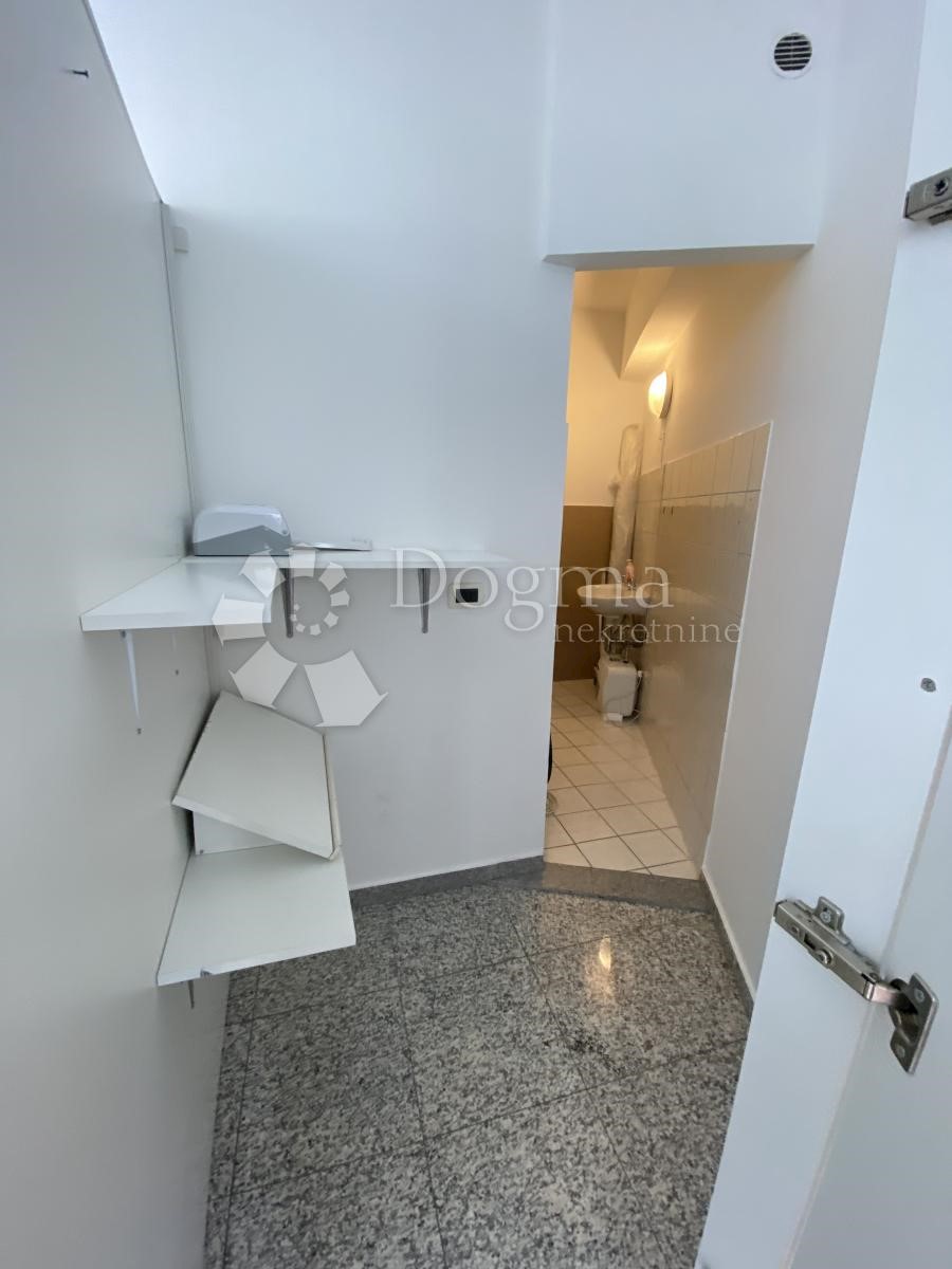 Gewerbefläche Zu vermieten - Primorsko-goranska Rijeka - foto 2/2