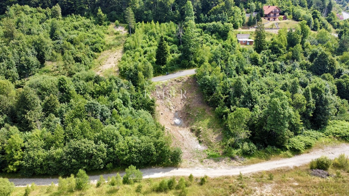 Grundstück Zu verkaufen - PRIMORSKO-GORANSKA FUŽINE