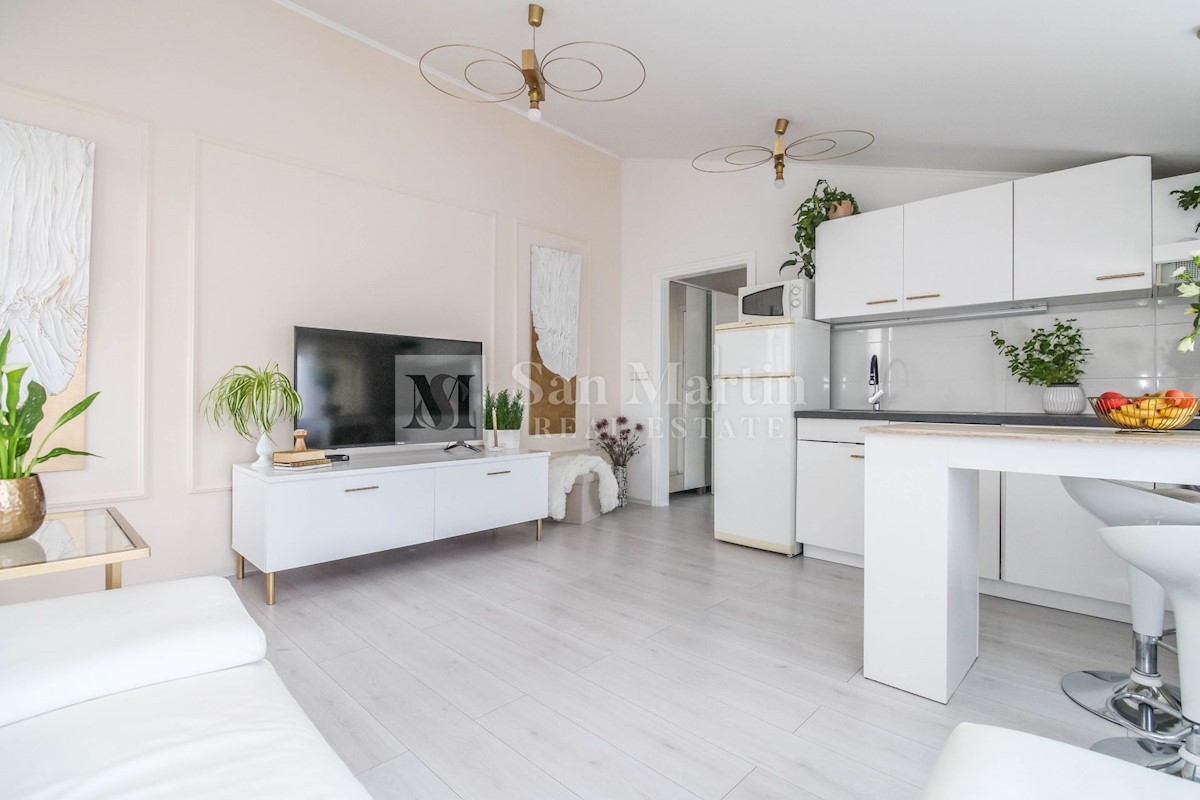 Appartamento In vendita - Istarska Rovinj - foto 1/7