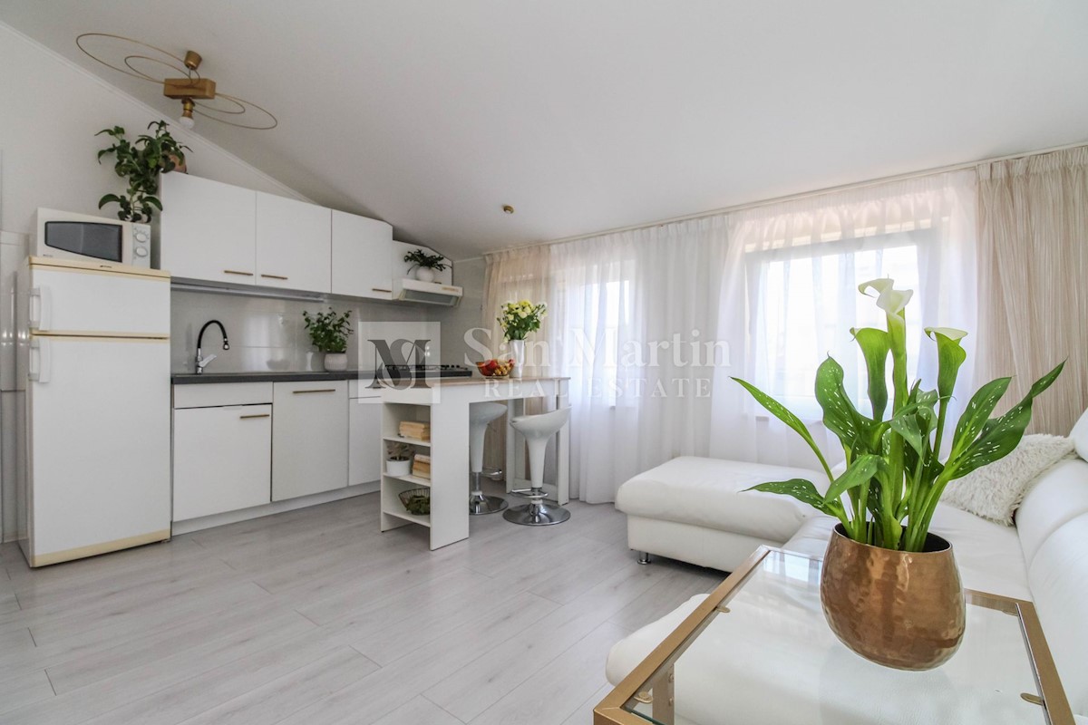 Appartamento In vendita - Istarska Rovinj - foto 2/7