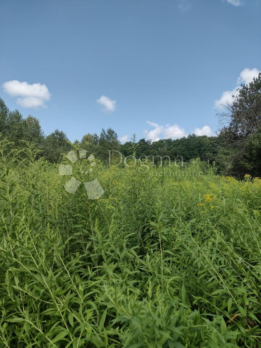 Terreno In vendita - SISAČKO-MOSLAVAČKA GVOZD