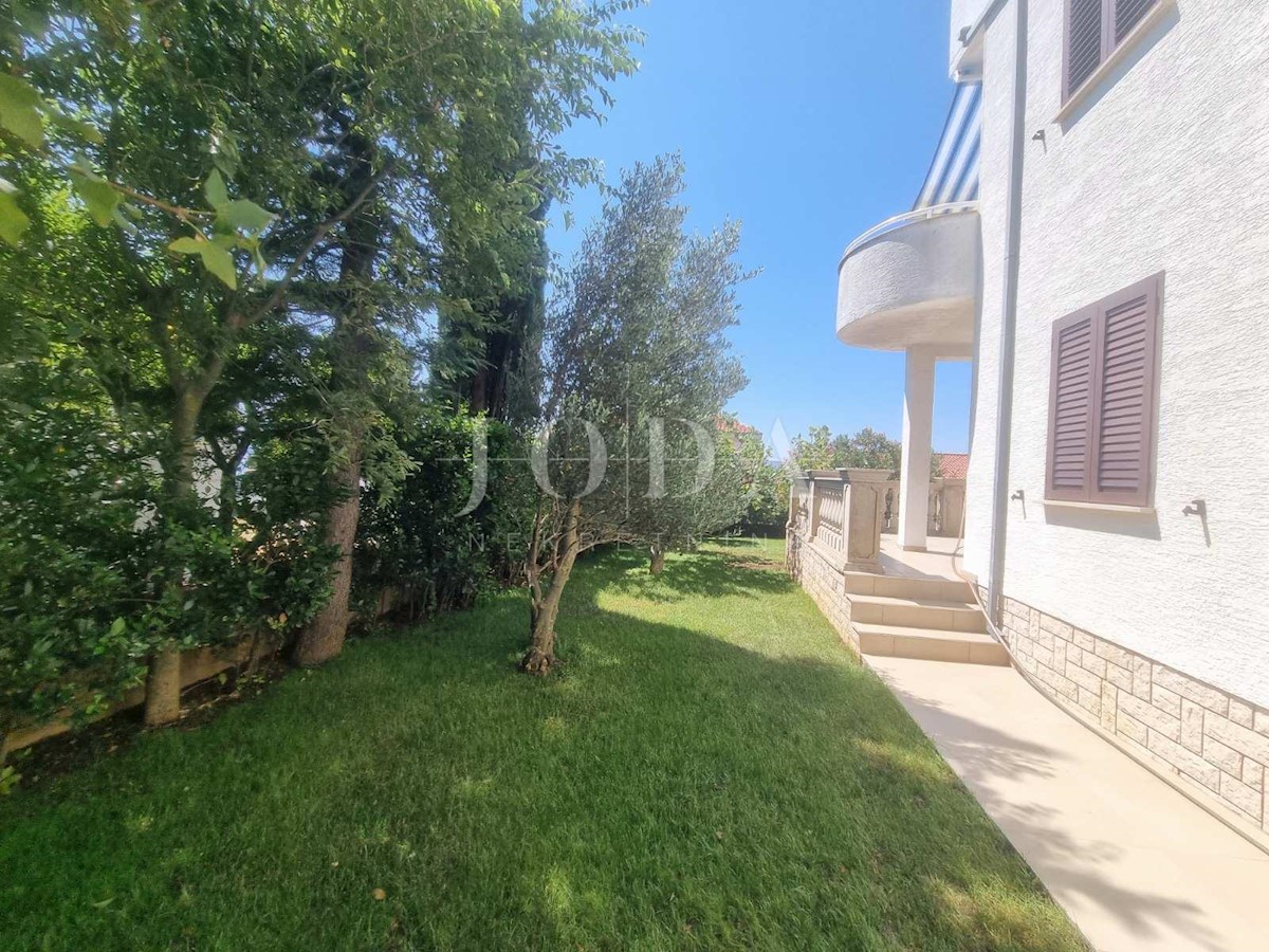 Flat For sale - Primorsko-goranska Novi Vinodolski - foto 3/21