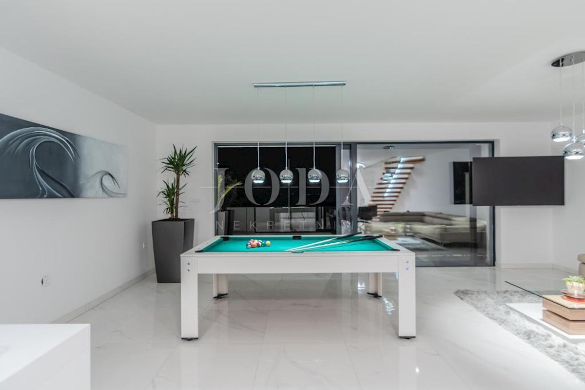 Maison À vendre - PRIMORSKO-GORANSKA OPATIJA