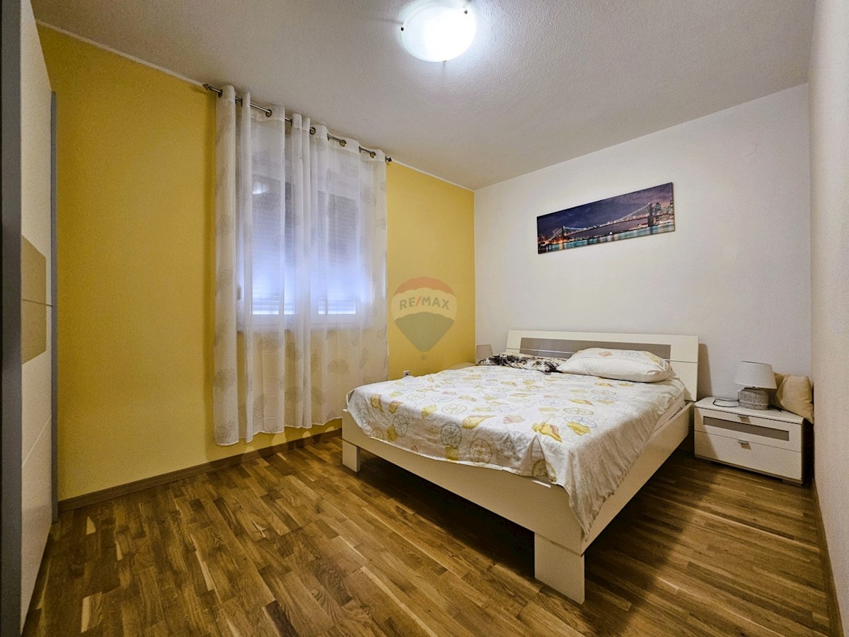 Apartment Zu verkaufen - ŠIBENSKO-KNINSKA ROGOZNICA