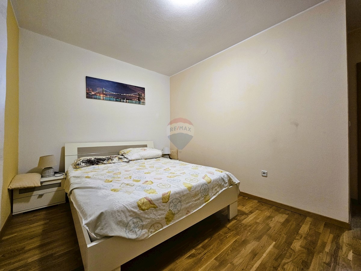 Apartment Zu verkaufen - ŠIBENSKO-KNINSKA ROGOZNICA