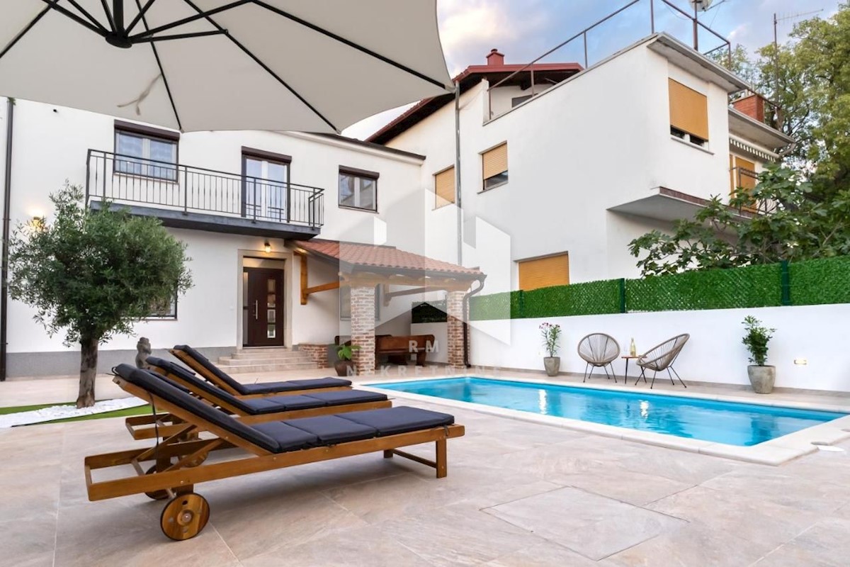 House For sale - PRIMORSKO-GORANSKA NOVI VINODOLSKI