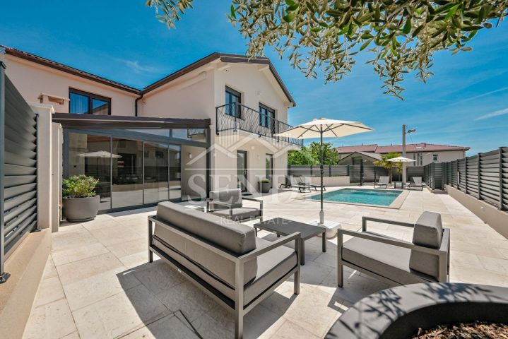 Maison à louer 150 m² – Zamet