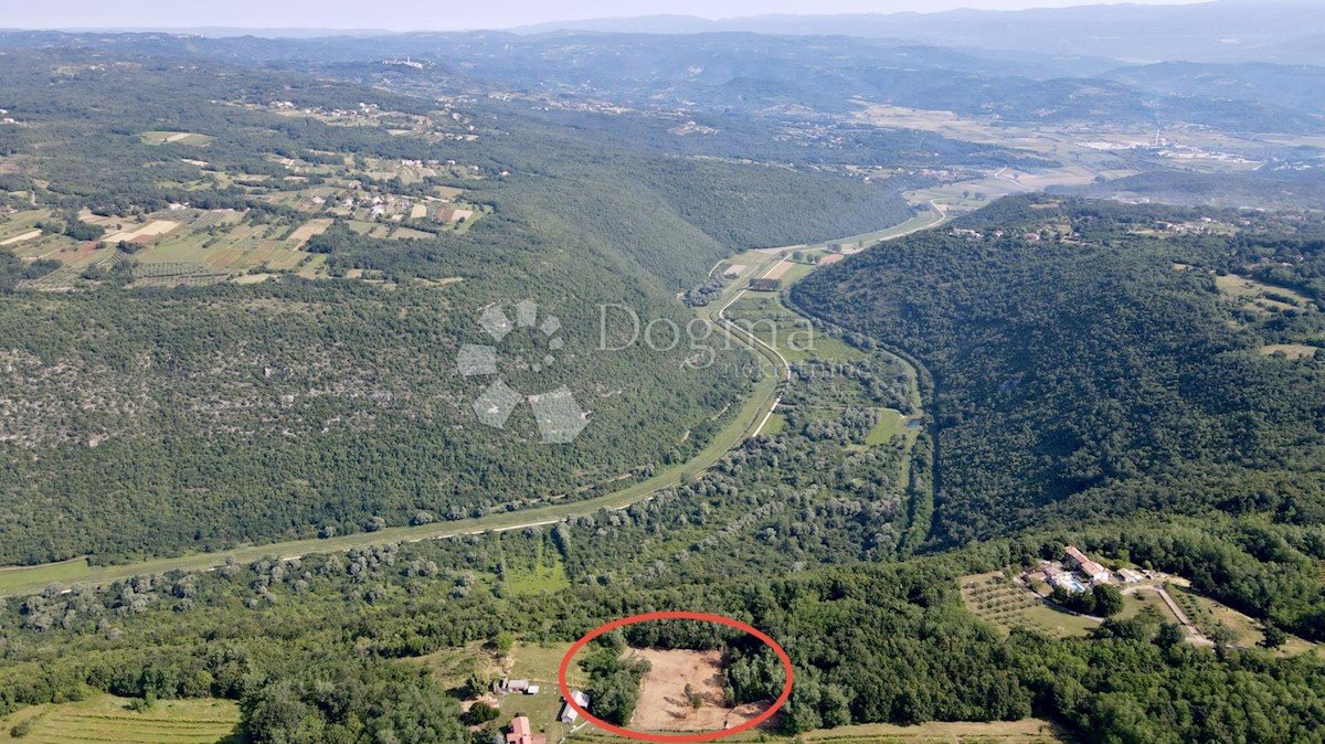 Land For sale - ISTARSKA SVETA NEDELJA