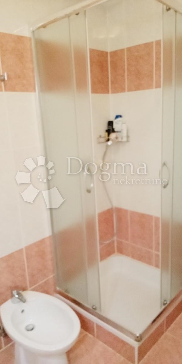 Flat For sale - SPLITSKO-DALMATINSKA ŠOLTA