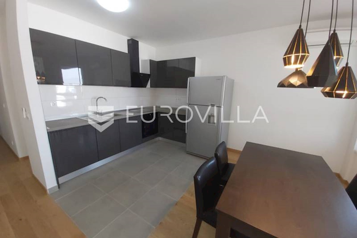 Appartement À louer - GRAD ZAGREB ZAGREB