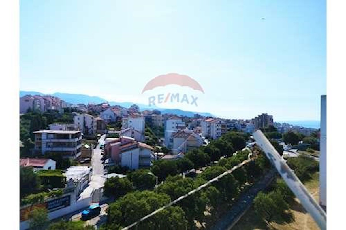 Flat For sale PLOKITE