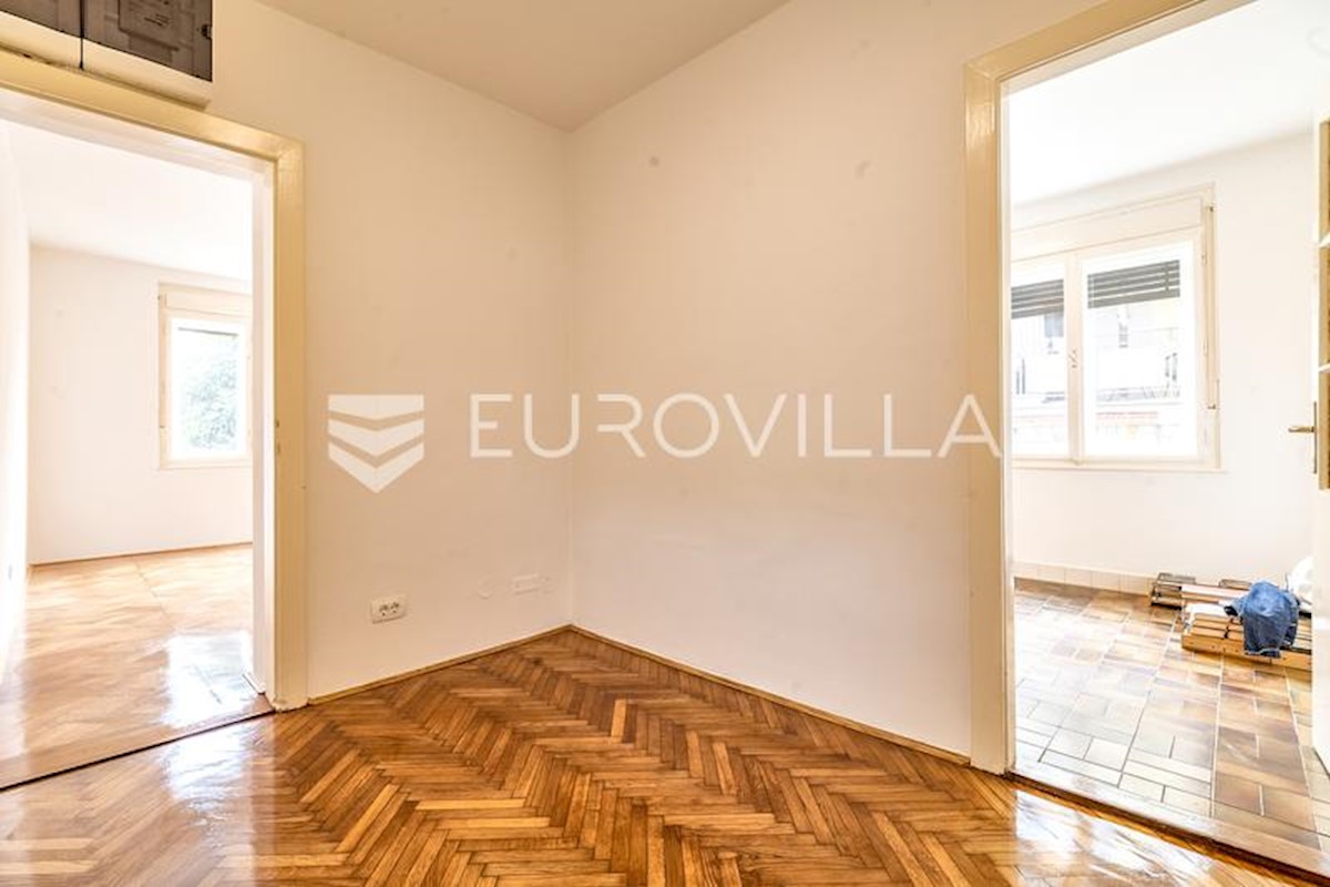 Maison À vendre - GRAD ZAGREB ZAGREB