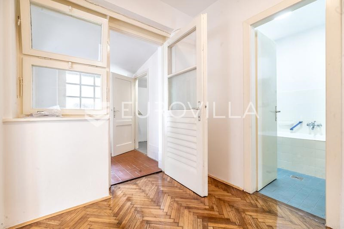 Maison À vendre - GRAD ZAGREB ZAGREB