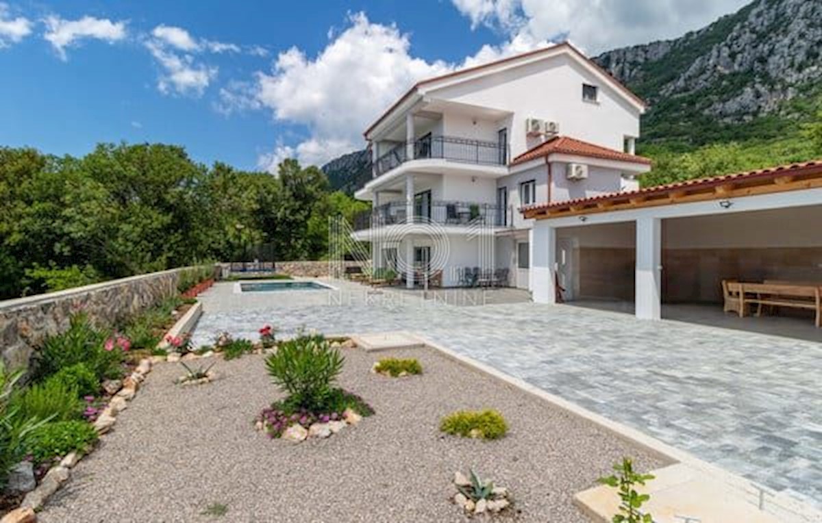 Apartmán Na predaj - PRIMORSKO-GORANSKA VINODOLSKA OPĆINA