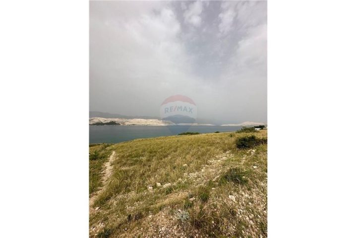 Land for sale 3535 m² – Pag