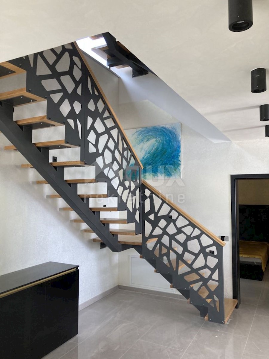 Haus Zu verkaufen - PRIMORSKO-GORANSKA CRIKVENICA